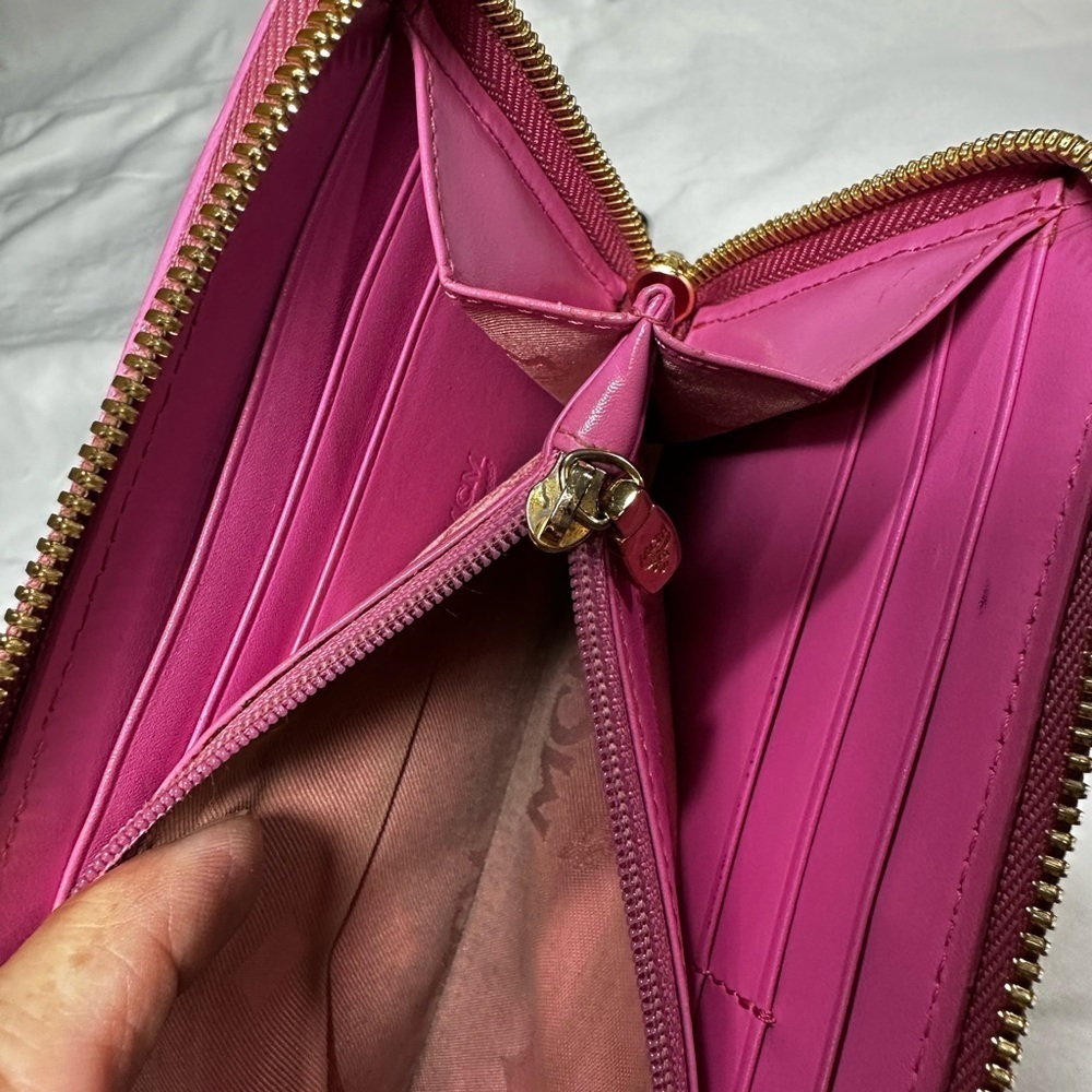 MCM LIMITED EDITION Studded Logo Leather Long Wallet Pink and Cream EUC - Picture 5 of 5